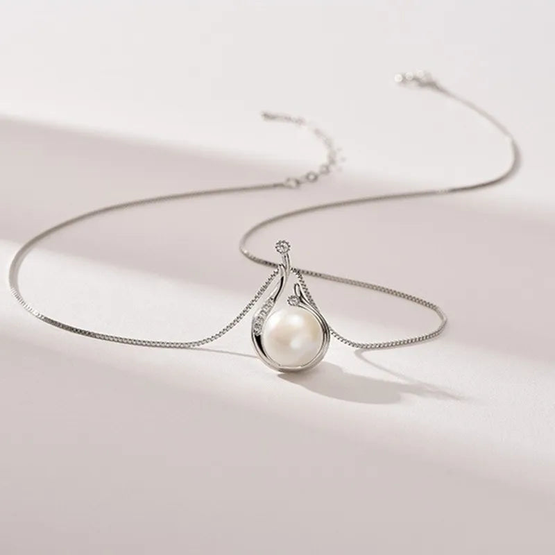 Moon Drop Pearl Necklace