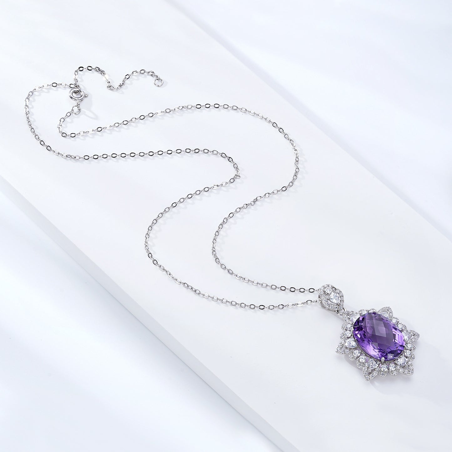 ELARÉ Amethyst Serenity Necklace – Luxury Amethyst & Silver Necklace