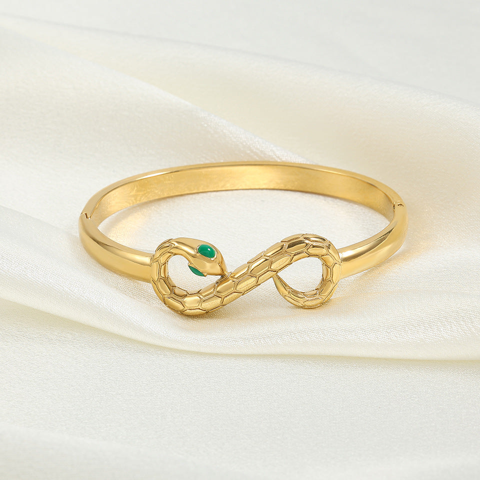 ELARÉ Serpent Grace Bracelet – Premium Jewelry with Snake Design