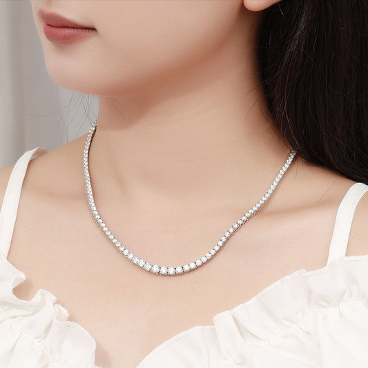 ELARÉ Éclat Bleu Necklace – Sterling Silver Necklace with Blue Moissanite