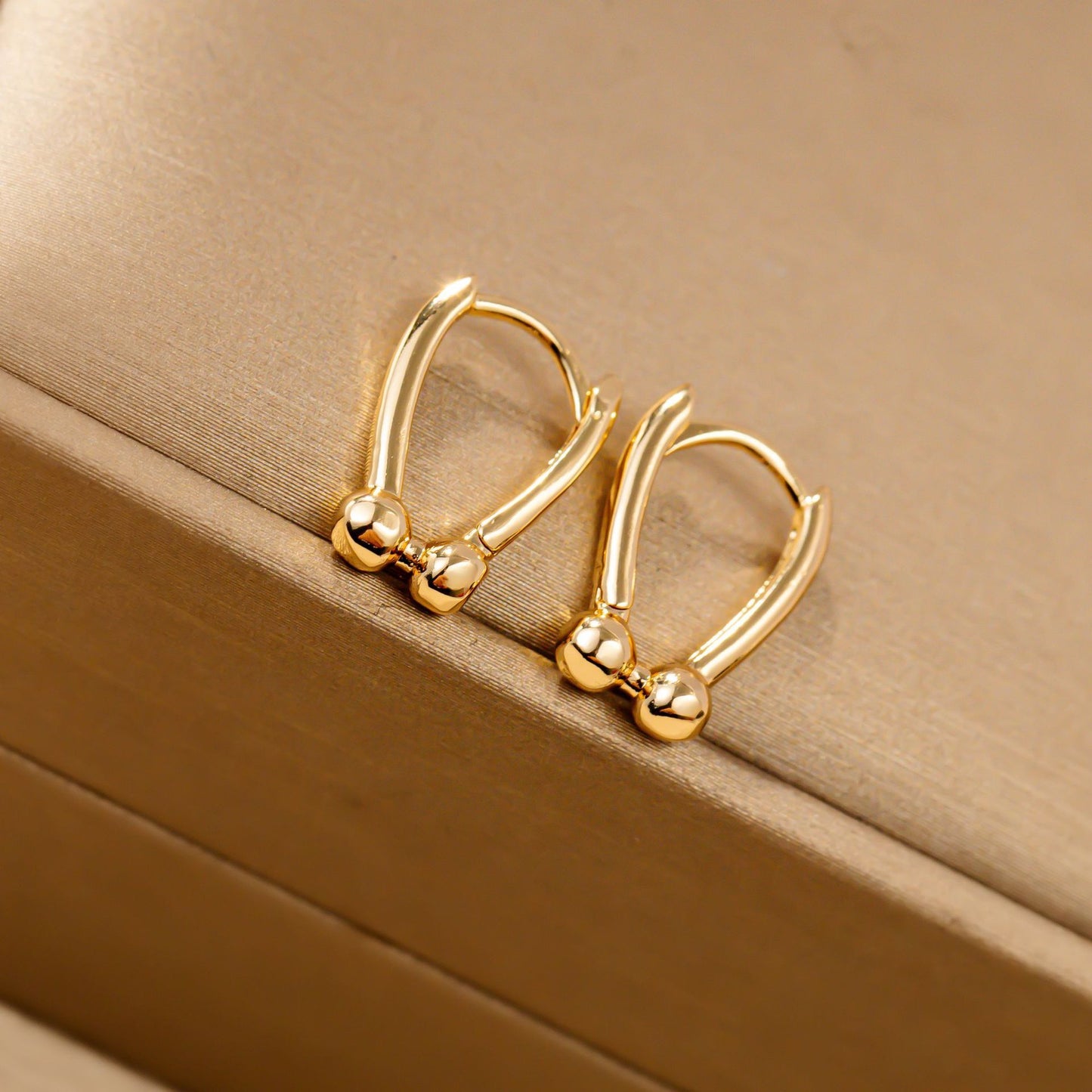 Lucky Loop Earrings by ELARÉ – Elegant Silver Loop Design Earrings