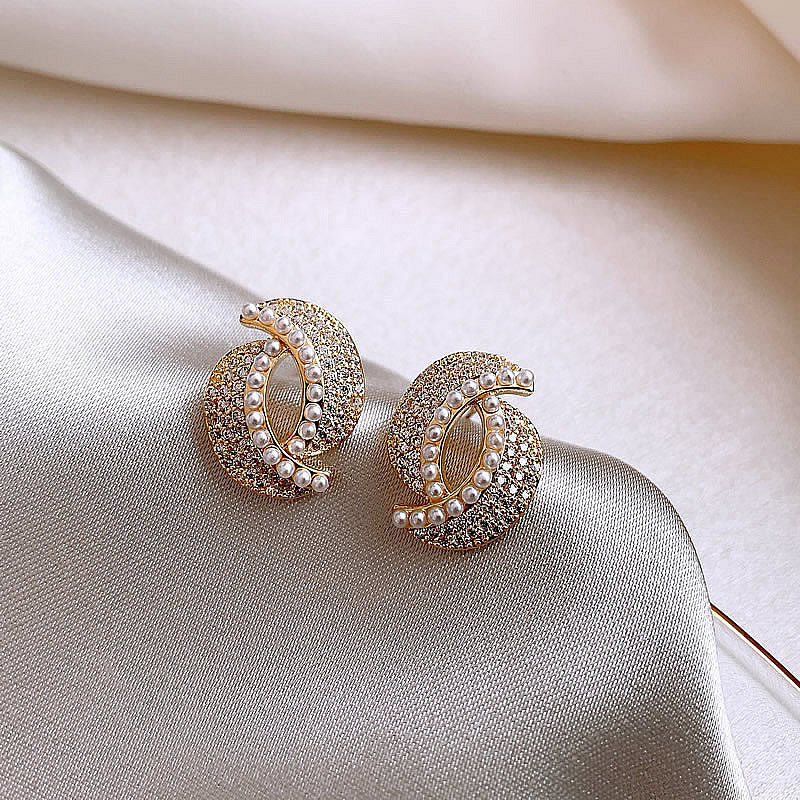 Luxe Radiance Studs – Silver Jewelry by ELARÉ with Sparkling Studs